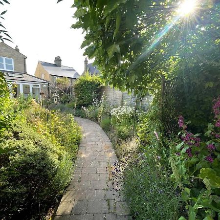 Large 4 Bedroom Home With Garden And Free Parking Cambridge  Exterior photo