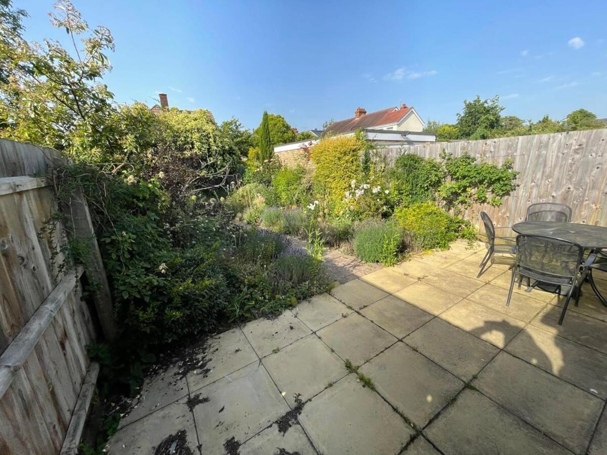 Large 4 Bedroom Home With Garden And Free Parking Cambridge  Exterior photo